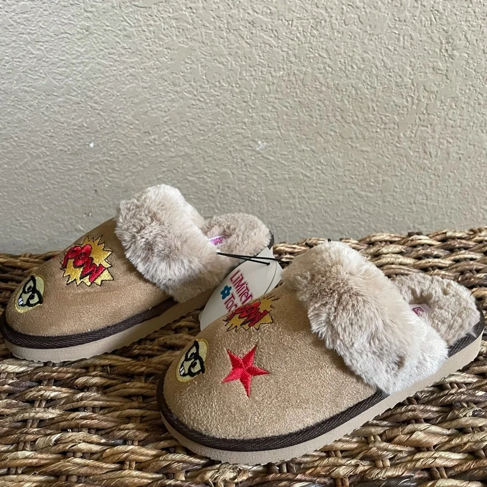 NWT limited too girls slippers emojis star sz 13